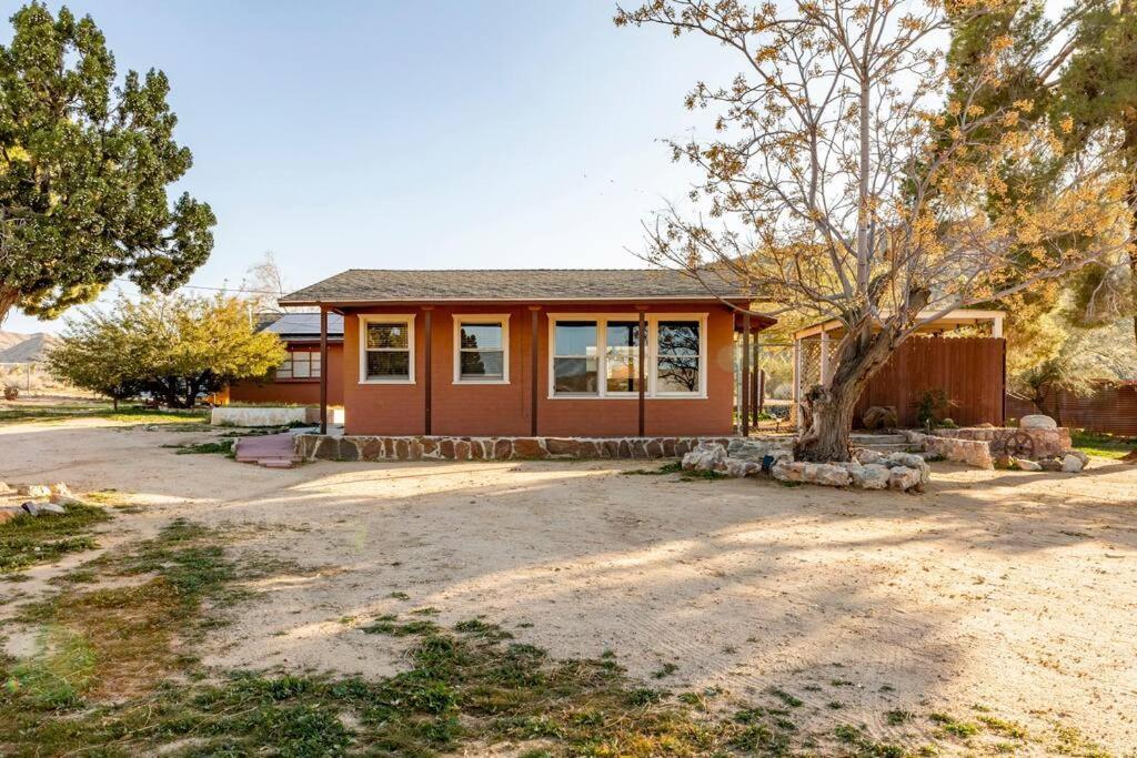 Jt'S Star Catcher Cabin - Hot Tub Yucca Valley Extérieur photo