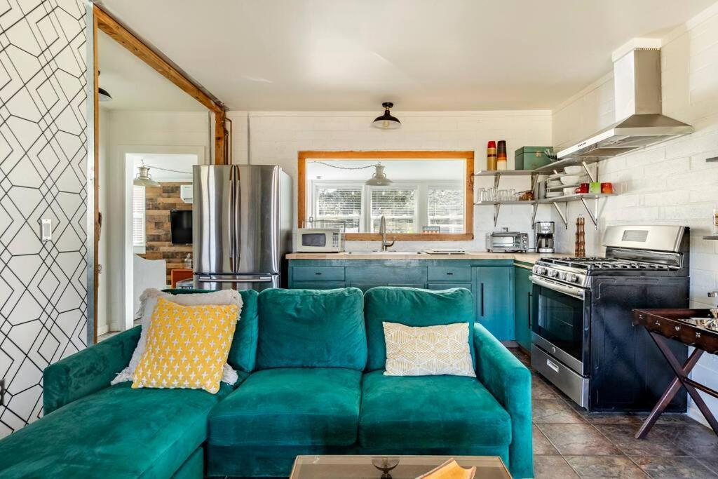 Jt'S Star Catcher Cabin - Hot Tub Yucca Valley Extérieur photo