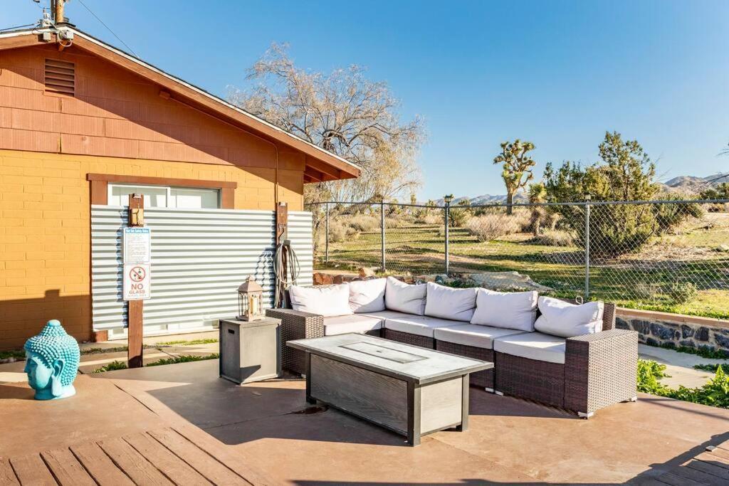 Jt'S Star Catcher Cabin - Hot Tub Yucca Valley Extérieur photo