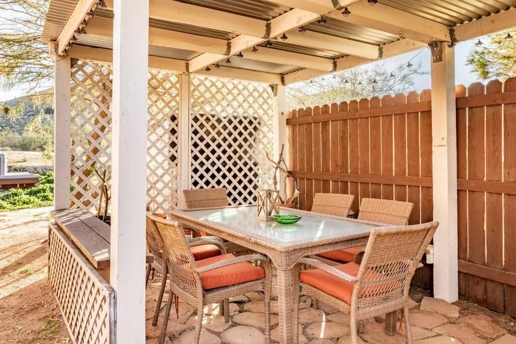 Jt'S Star Catcher Cabin - Hot Tub Yucca Valley Extérieur photo